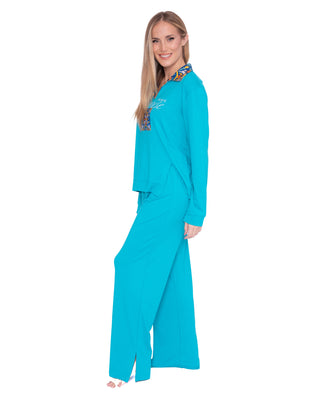 Pajamas with Emerald/Staircase Patterned Neck